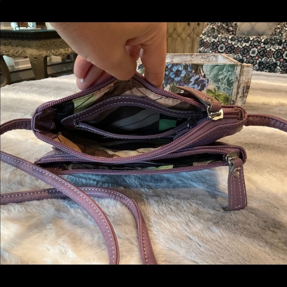Tignanello Crossbody Bag Lavender Purple - Picture 5 of 5